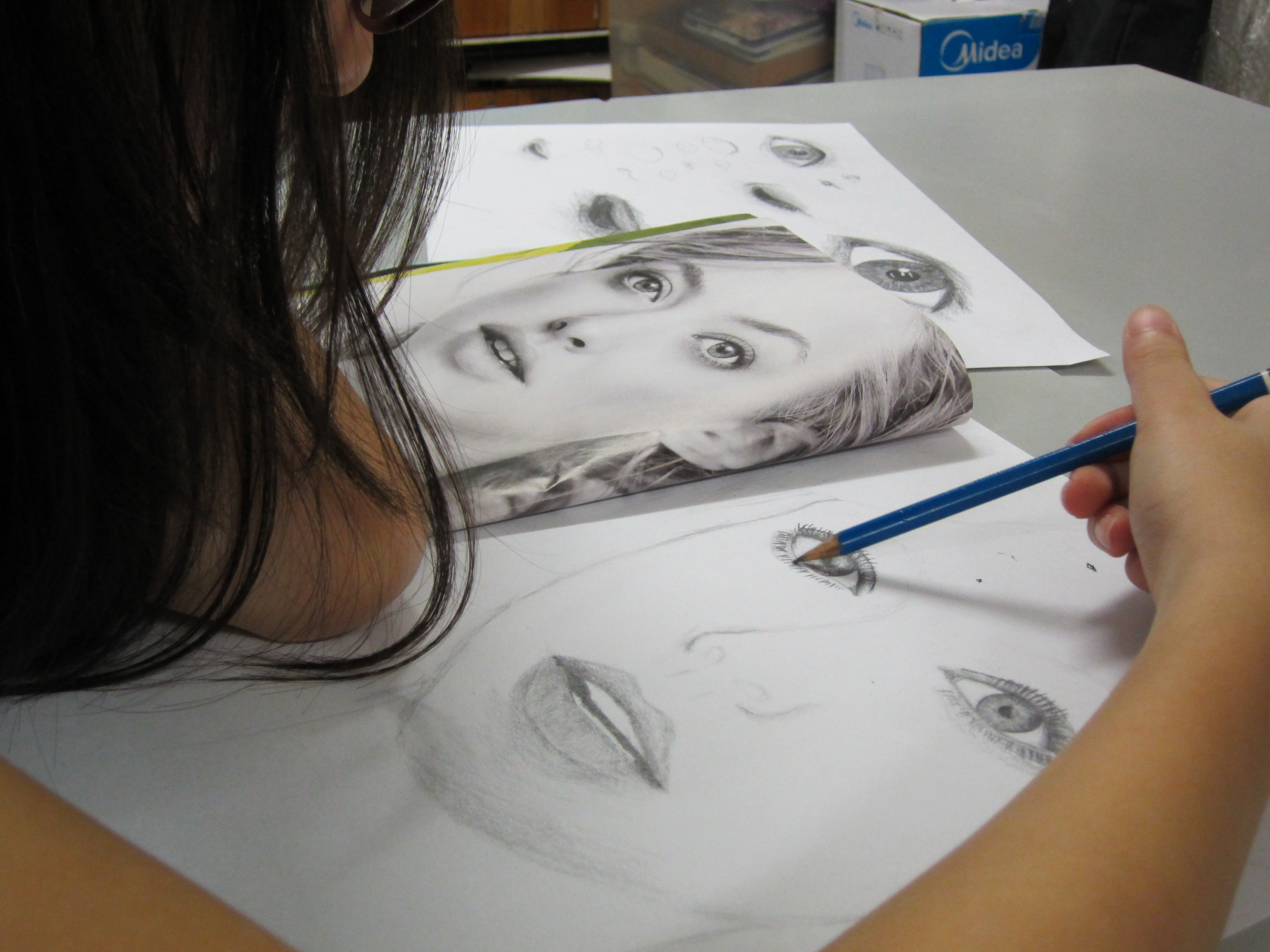 Art Classes at My Toolbox, Hong Kong - Portrait Drawing