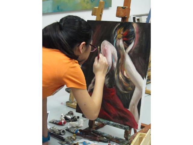 Art Classes at My Toolbox, Hong Kong - Body Movements